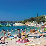 1 Bedroom Lovely In Apartament Pula