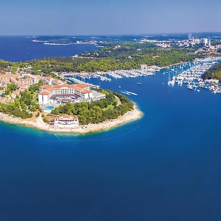 1 Bedroom Lovely In شقة